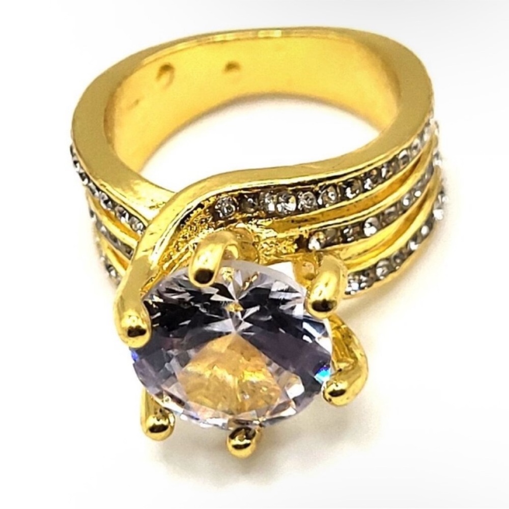 Mossanite Wedding Band Gold Tone Ring with Six-Prong Setting 5A Stone